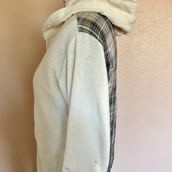 Cardigan - Picture 3 of 8